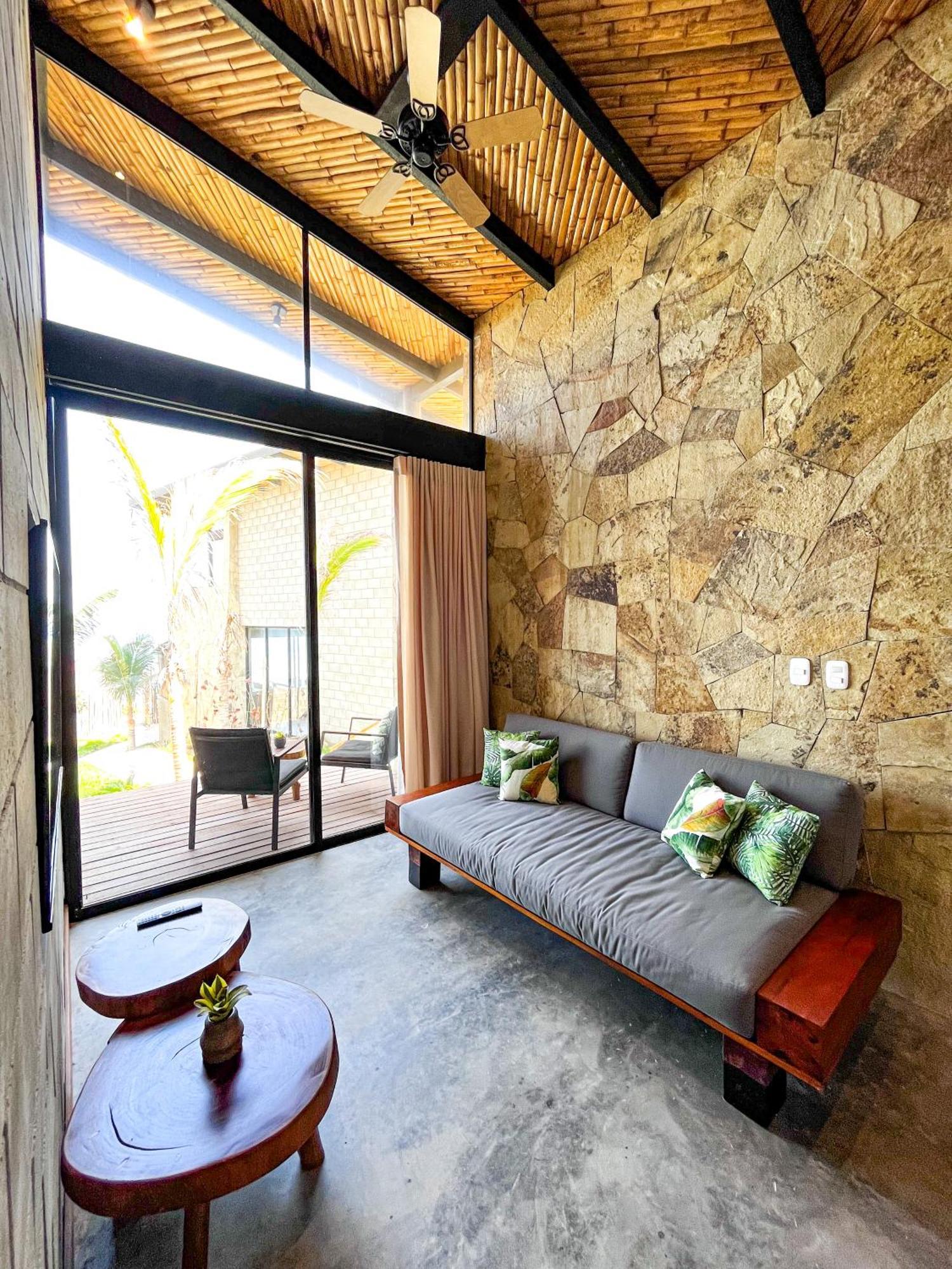 Diem Vichayito Beachfront Eco-Luxury Экстерьер фото