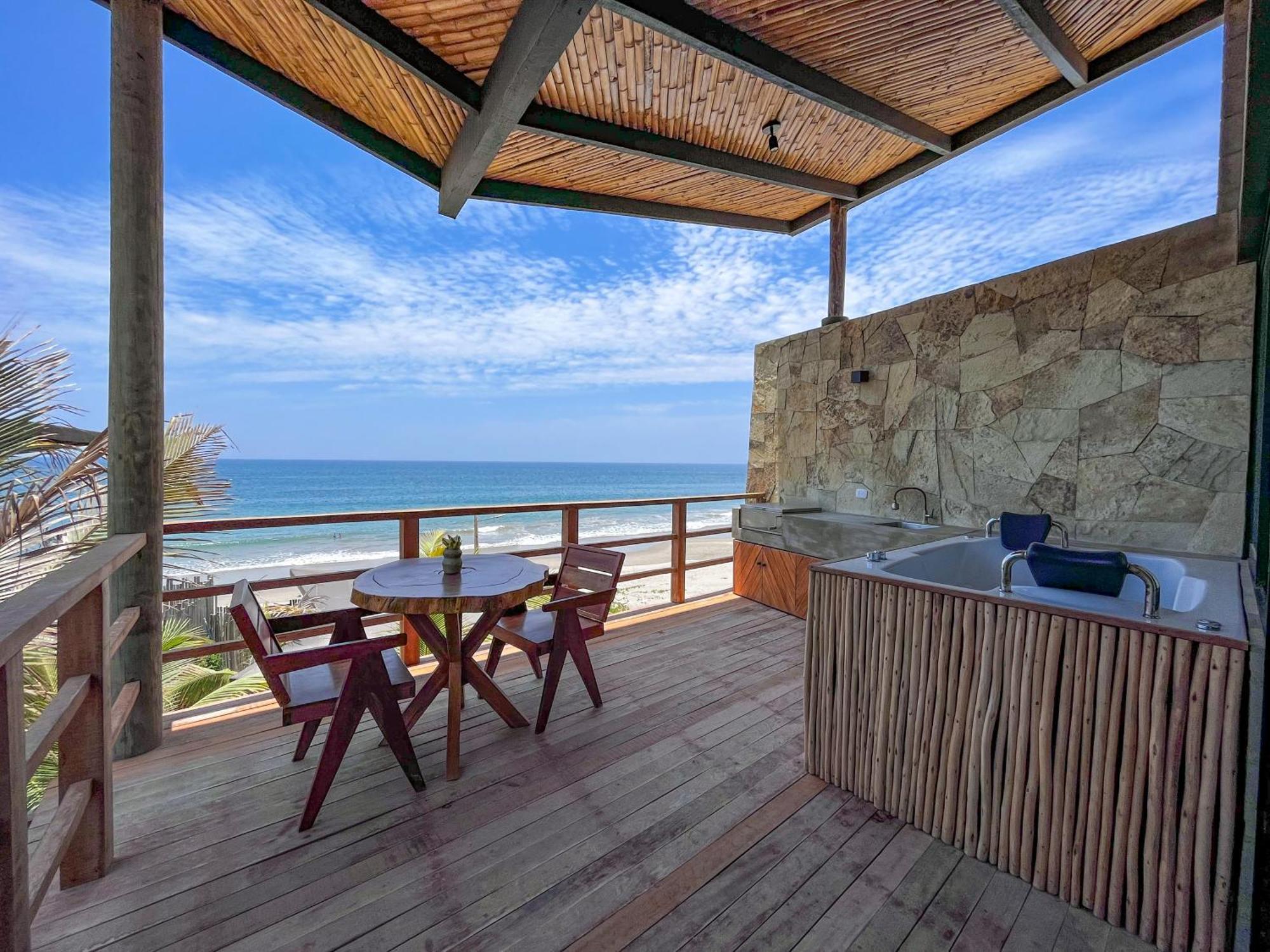 Diem Vichayito Beachfront Eco-Luxury Экстерьер фото